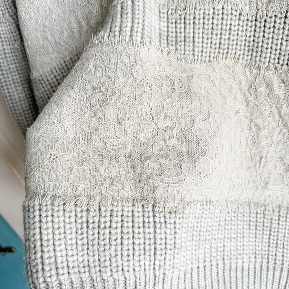 J. Crew Collection Crewneck 100% Wool Lace Detail Sweater Cozy Chic Gray Size M - Picture 6 of 13